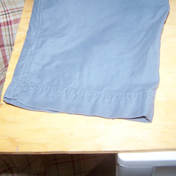 Eddie Bauer Gray Capri Pants Sz 10 - Picture 5 of 8